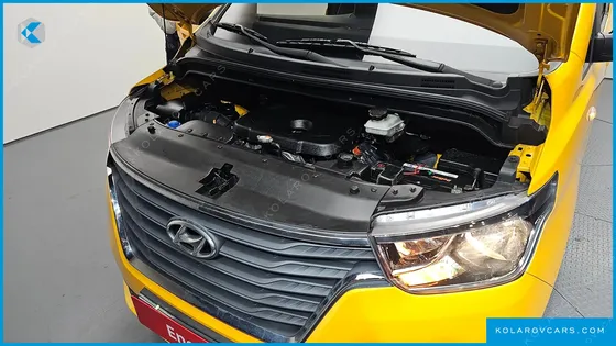 HYUNDAI STAREX WAGON 12-SEATER