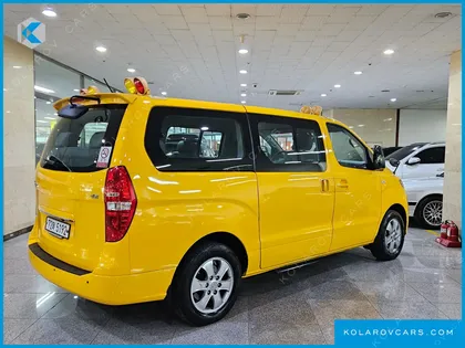 HYUNDAI STAREX 4WD SCHOOL BUS