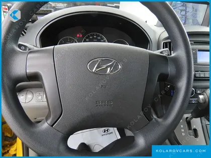 HYUNDAI STAREX 4WD SCHOOL BUS