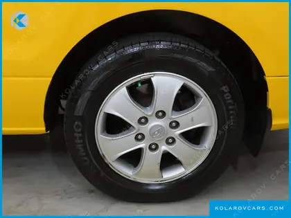 HYUNDAI STAREX 4WD SCHOOL BUS