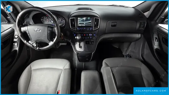 HYUNDAI STAREX URBAN 9-SEATER