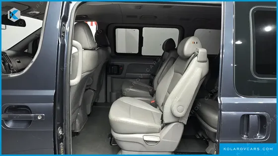 HYUNDAI STAREX URBAN 9-SEATER