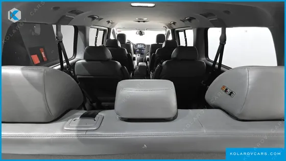 HYUNDAI STAREX URBAN 9-SEATER