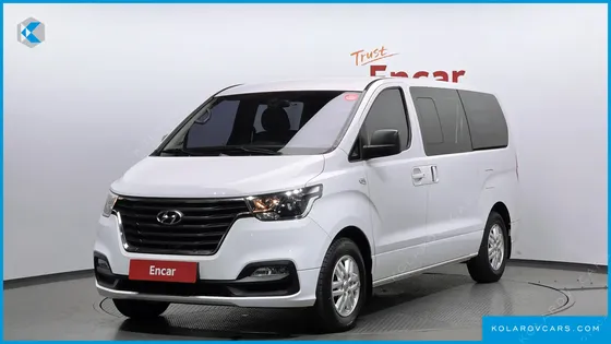 HYUNDAI STAREX VAN 5-SEATER