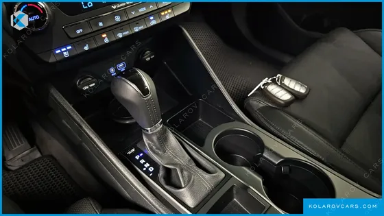 HYUNDAI TUCSON DIESEL 2.0 2WD
