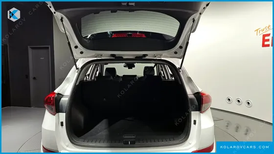 HYUNDAI TUCSON DIESEL 2.0 2WD