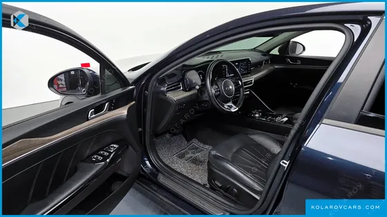 KIA K5 SIGNATURE
