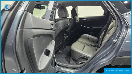 HYUNDAI TUCSON DIESEL 2.0 4WD