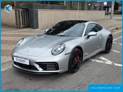 PORSCHE 911 CARRERA 4 GTS