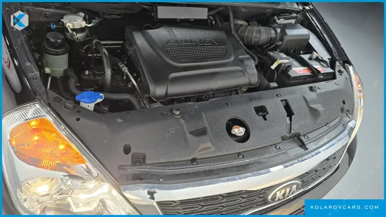 KIA CARNIVAL GRAND CARNIVAL HI LIMOUSINE GLX