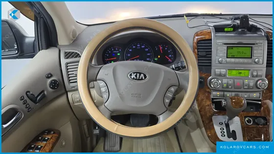 KIA CARNIVAL GRAND CARNIVAL HI LIMOUSINE GLX