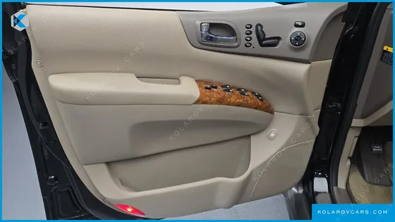 KIA CARNIVAL GRAND CARNIVAL HI LIMOUSINE GLX