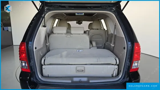KIA CARNIVAL GRAND CARNIVAL HI LIMOUSINE GLX