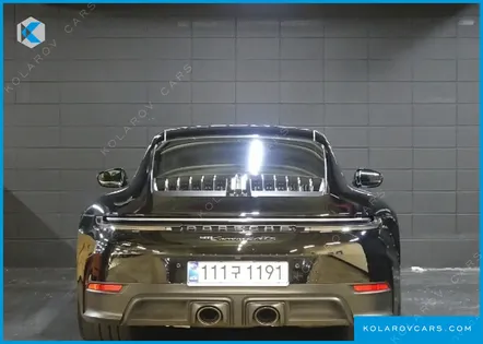 PORSCHE 911 CARRERA 4 GTS