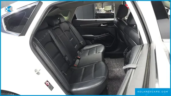 KIA K7 3.0 LPI TRENDY(RENTED CAR)