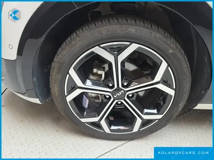 KIA NIRO SIGNATURE