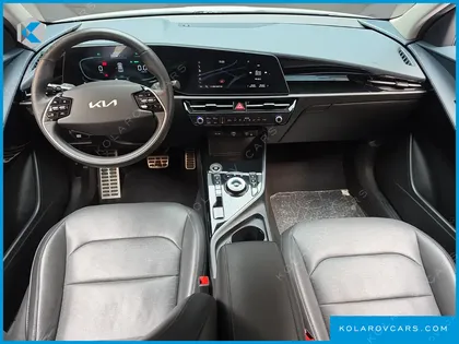 KIA NIRO SIGNATURE