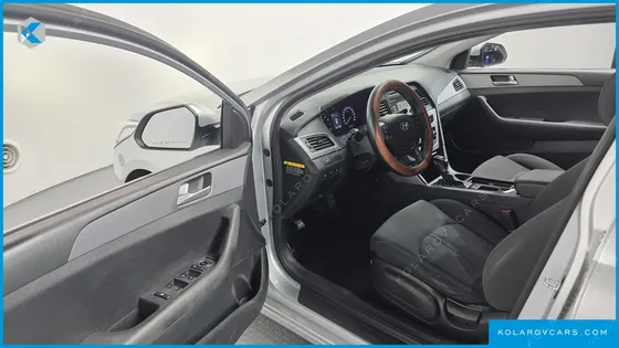 HYUNDAI SONATA 2.0 STYLE