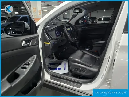 HYUNDAI TUCSON DIESEL 2.0 2WD
