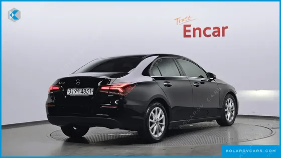 MERCEDES A-CLASS A220 SEDAN
