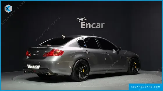 INFINITY G SEDAN SPORTS