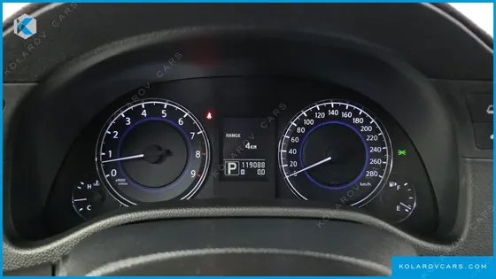 INFINITY G SEDAN SPORTS
