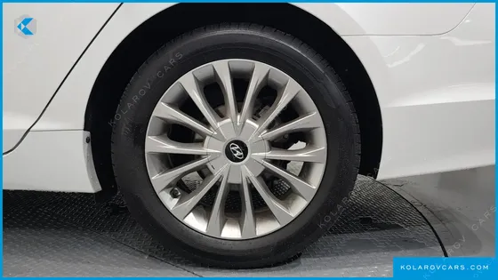 HYUNDAI SONATA 2.0 CARE+