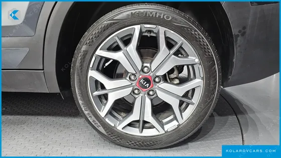 KIA SELTOS GASOLINE 1.6 TURBO 2WD