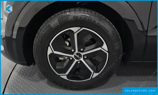 KIA NIRO SIGNATURE