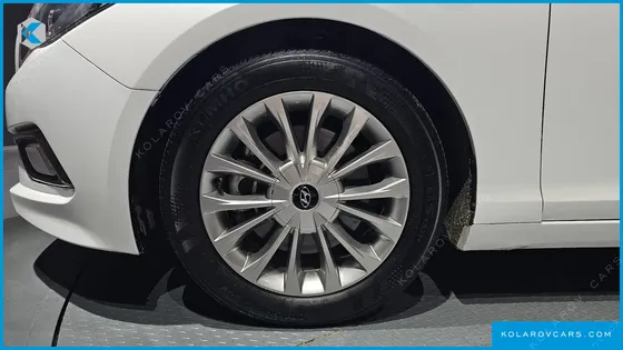 HYUNDAI SONATA 2.0 STYLE