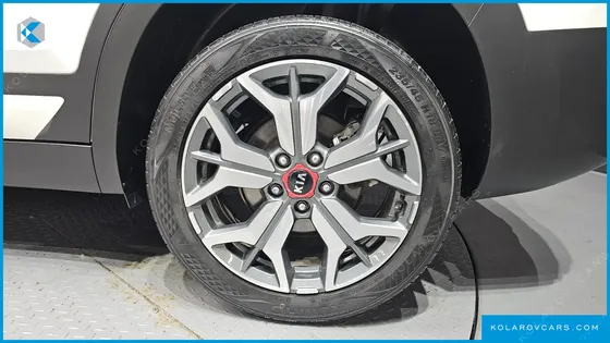 KIA SELTOS GASOLINE 1.6 TURBO 2WD