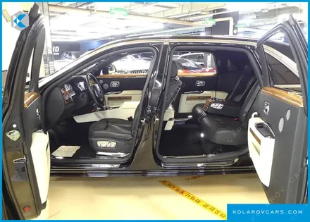 ROLLS ROYCE GHOST 6.6 EWB V12
