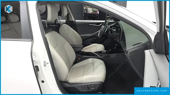 KIA NIRO SIGNATURE