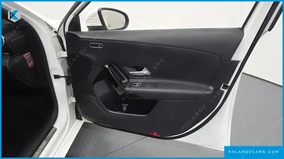 MERCEDES A-CLASS A220 HATCHBACK