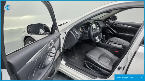 INFINITY Q50 3.0