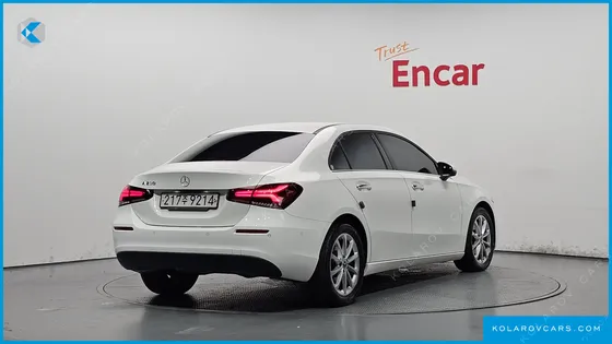 MERCEDES A-CLASS A220 SEDAN