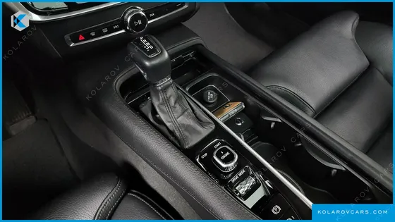 VOLVO V90 D5 AWD