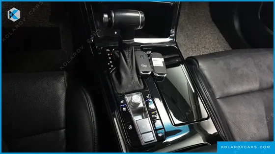 KIA K7 3.0 LPI PRESTIGE(RENTED)