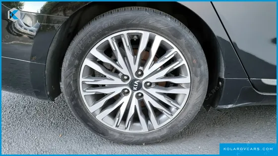 KIA K7 3.0 LPI PRESTIGE(RENTED)