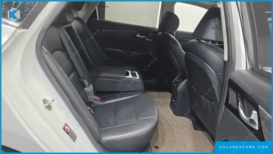 KIA K7 3.0 LPI PRESTIGE(RENTED)