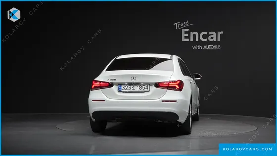 MERCEDES A-CLASS A220 SEDAN