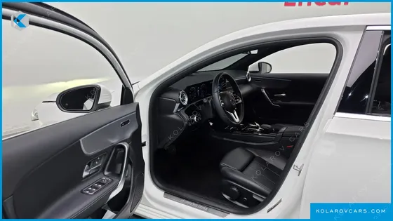 MERCEDES A-CLASS A220 SEDAN