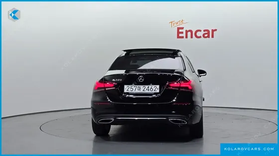 MERCEDES A-CLASS A220 SEDAN