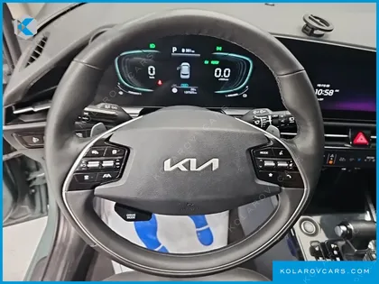 KIA NIRO PRESTIGE