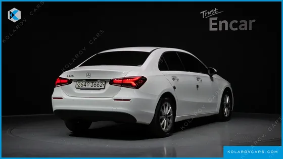 MERCEDES A-CLASS A220 SEDAN