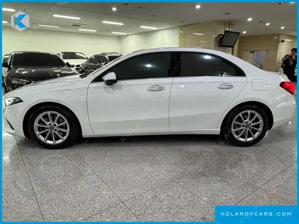 MERCEDES A-CLASS A220 SEDAN