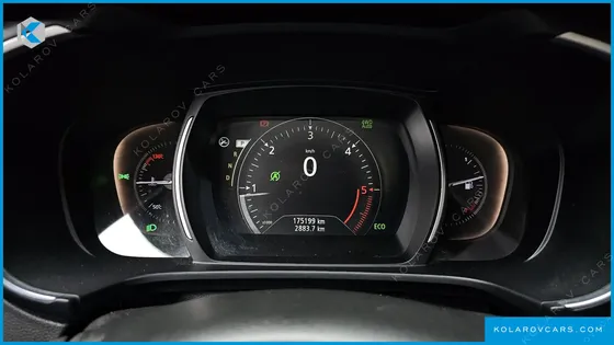 RENAULT KOREA QM6 (KOLEOS) DIESEL 4WD RE SIGNATURE