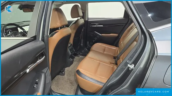 KIA SELTOS GASOLINE 1.6 TURBO 2WD