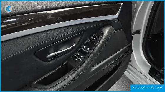 BMW 5 SERIES 520D