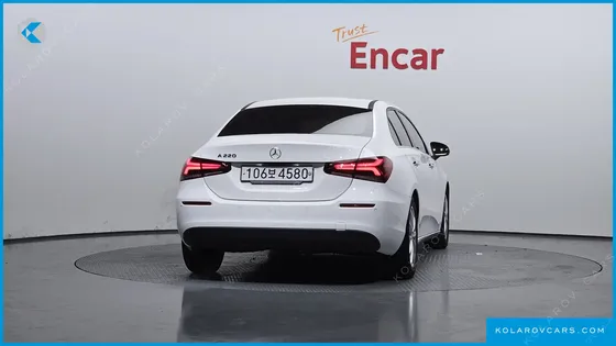 MERCEDES A-CLASS A220 SEDAN